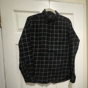 Men’s Chic Black and Gray Plaid Shirt